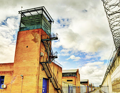 Centros penitenciarios y cárceles