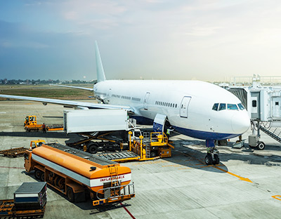 تأمين المطارات والشحن الجوي